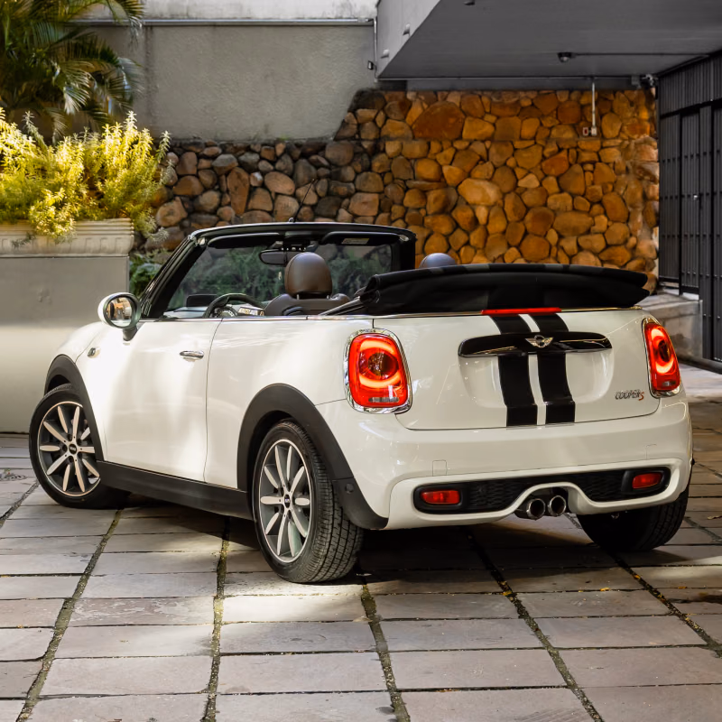 MINI Cooper Branco conversível em Gramado — foto 2