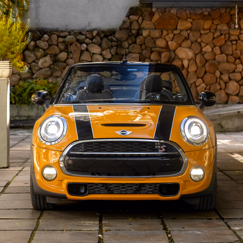 MINI Cooper Laranja conversível em Gramado — foto 5