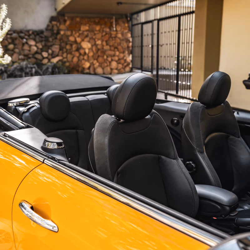 MINI Cooper Laranja conversível em Gramado — foto 8